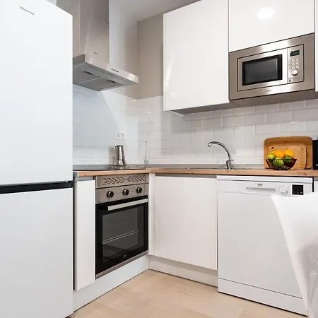 Malagasuite Urban Apartament *